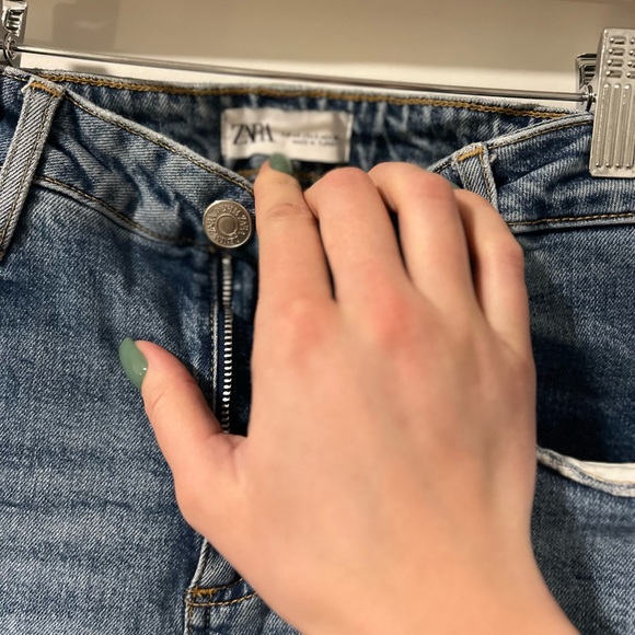 Zara Jeans - Picture 2 of 2